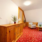 Famelia Adults Only, Klid A Pohoda Pro Dospele 3*
