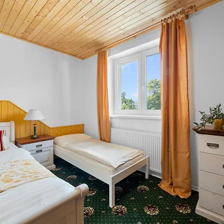Famelia Adults Only, Klid A Pohoda Pro Dospele