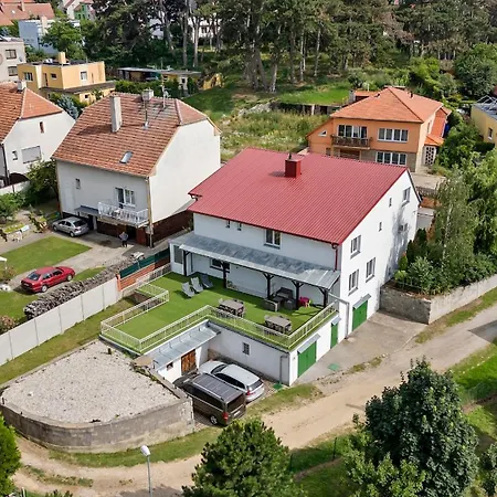 Gæstehus Famelia Adults Only, Klid A Pohoda Pro Dospele Valtice