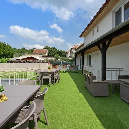 Famelia Adults Only, Klid A Pohoda Pro Dospele 3*