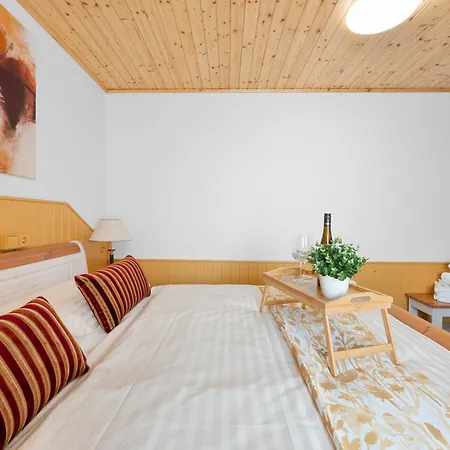 Gæstehus Famelia Adults Only, Klid A Pohoda Pro Dospele Valtice