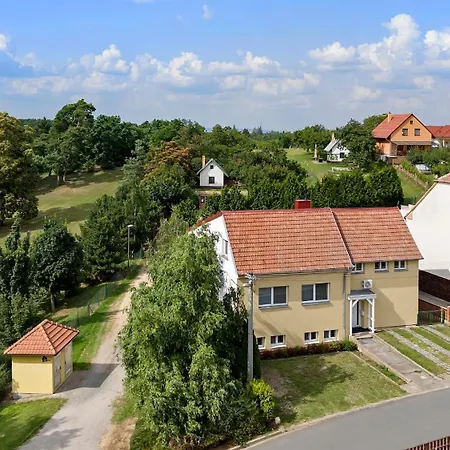 Gæstehus Famelia Adults Only, Klid A Pohoda Pro Dospele 3*