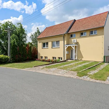 Famelia Adults Only, Klid A Pohoda Pro Dospele 3* Valtice