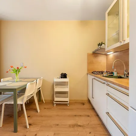 Famelia Adults Only, Klid A Pohoda Pro Dospele 3* Valtice