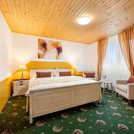 Casa de hóspedes Famelia Adults Only, Klid A Pohoda Pro Dospele 3*