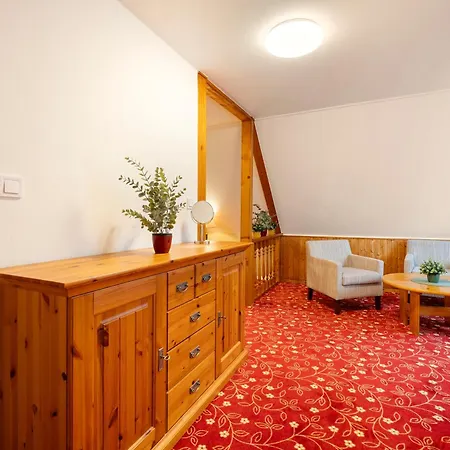 Famelia Adults Only, Klid A Pohoda Pro Dospele 3*